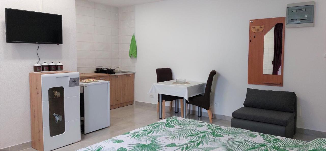 Amore House With Apartment 乌马格 外观 照片