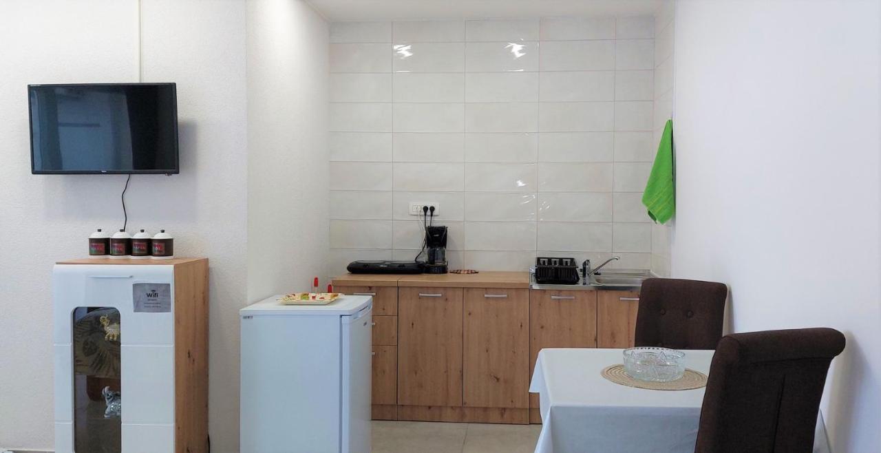 Amore House With Apartment 乌马格 外观 照片